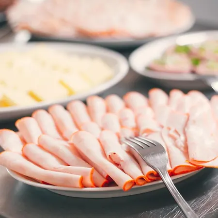 Dům Hostů Klášter Hotel 3*