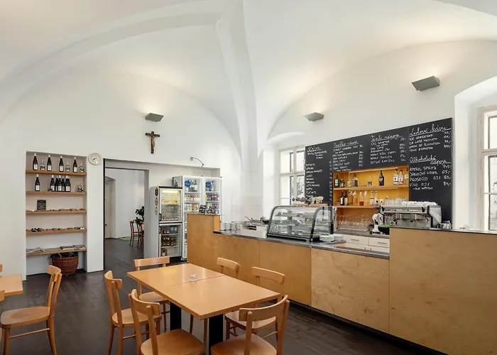 Dum Hostu Klaster 3*