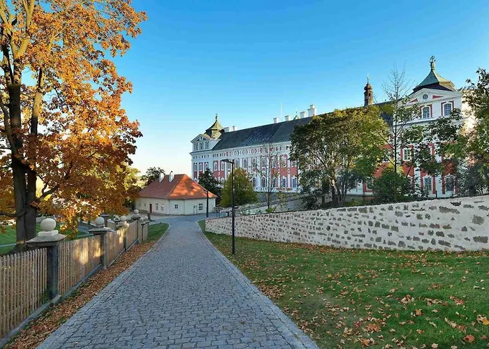 Dum Hostu Klaster Hotel Broumov